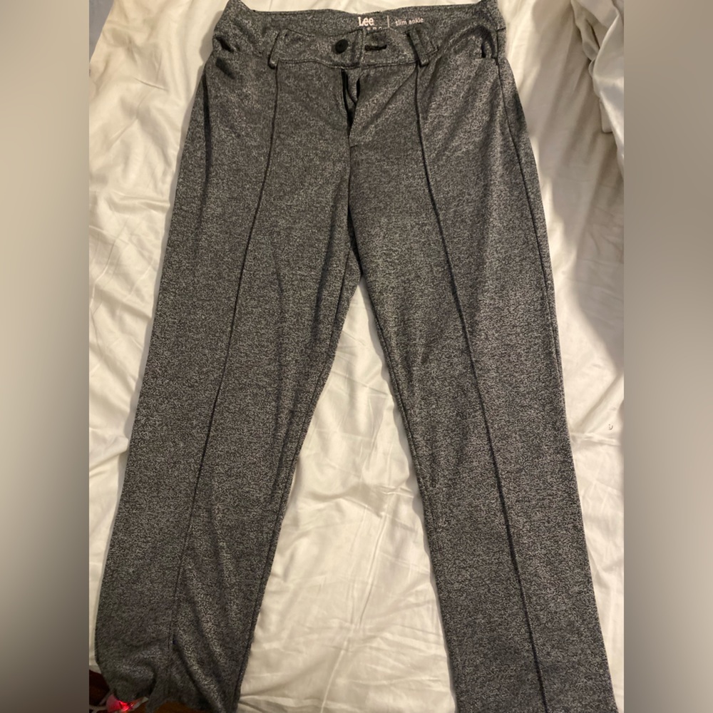 Lee Riders Slim Ankle Pants